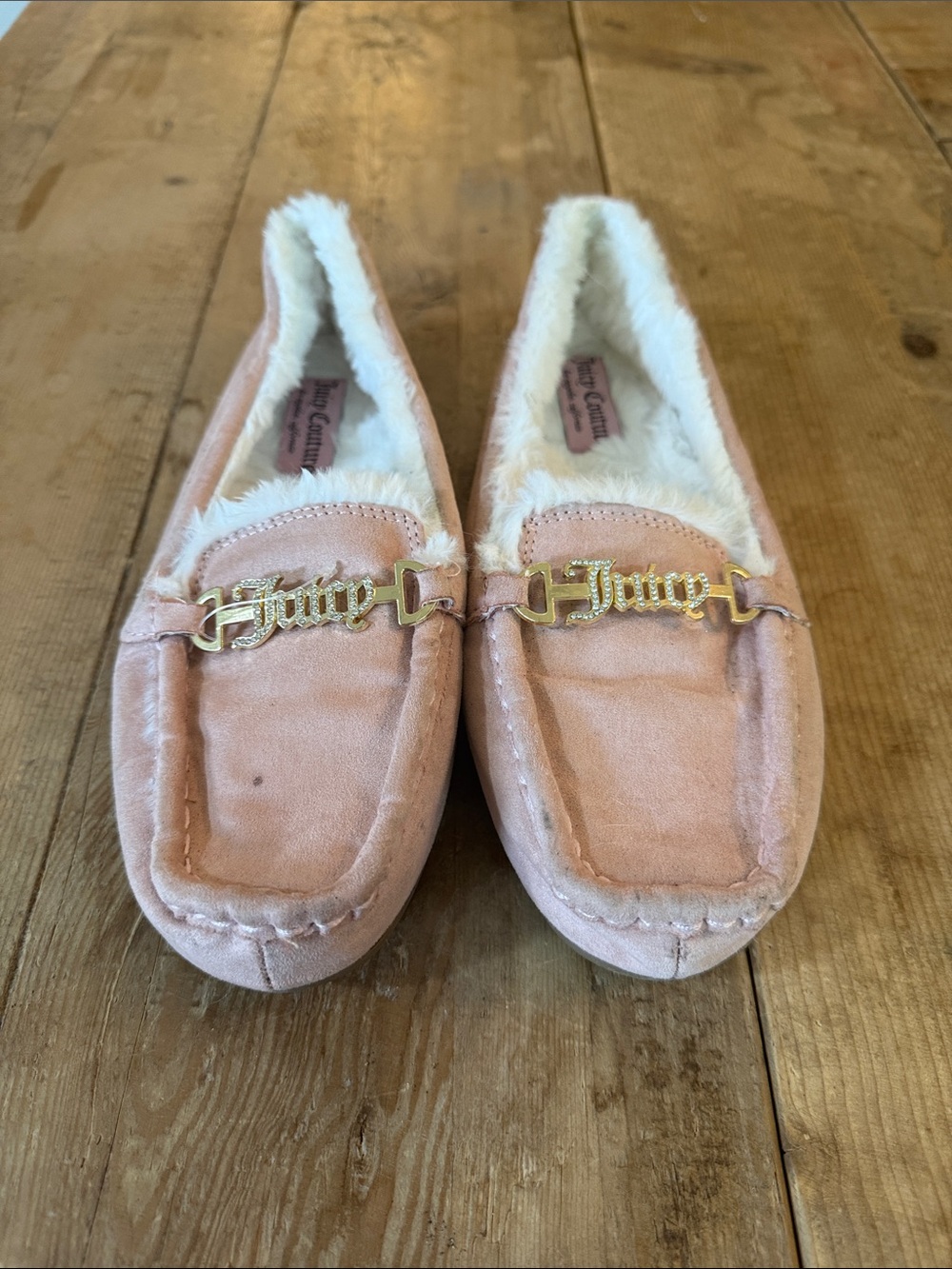 Juicy Couture Blush Pink Faux-Fur Moccasin Loafers with Gold Logo
